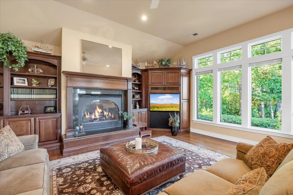 10 Grandview Court 25