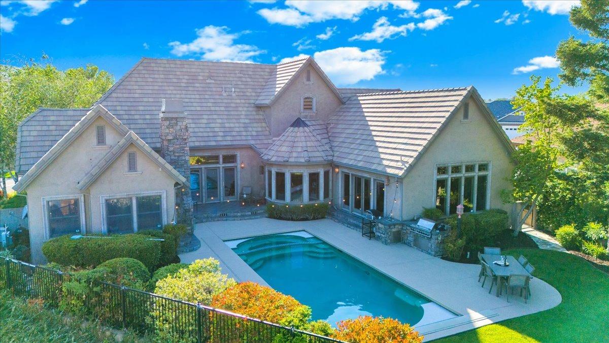 10 Grandview Court 25