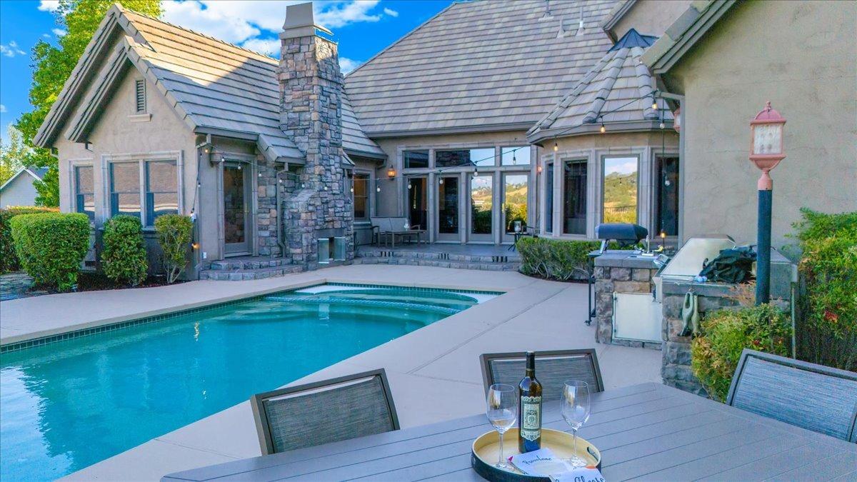 10 Grandview Court 25