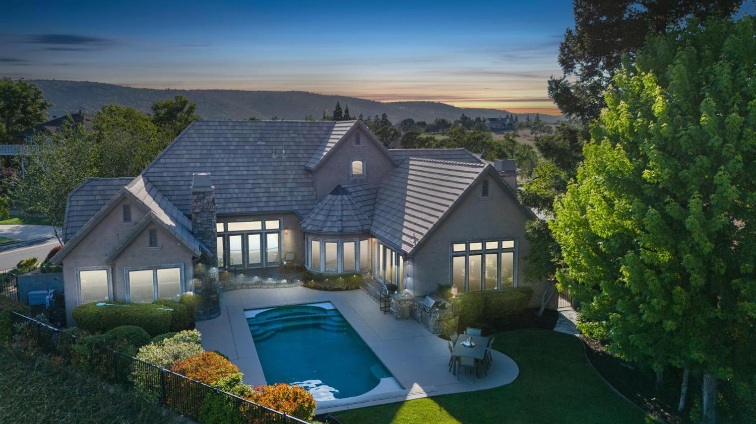 10 Grandview Court 25