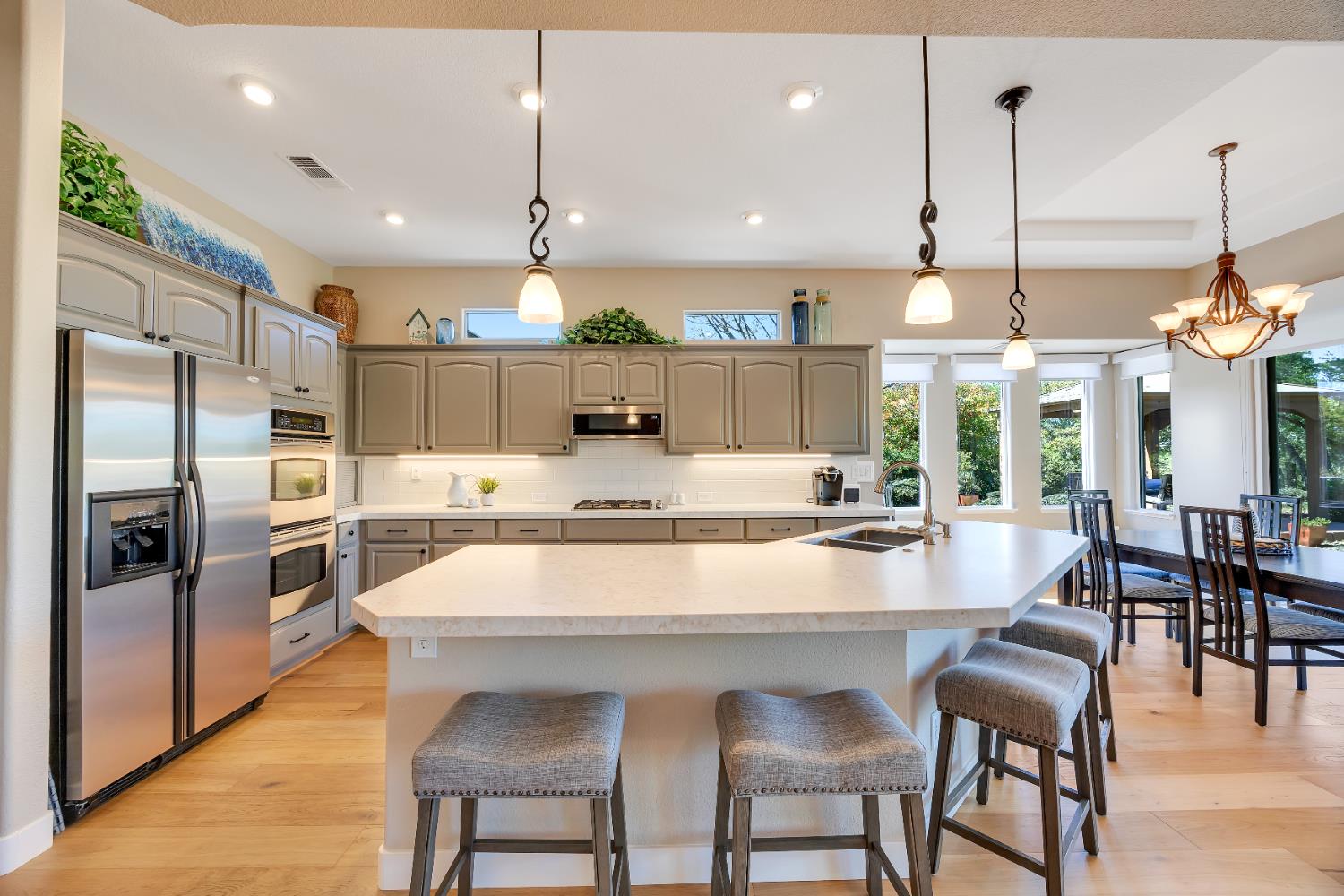 16 Rock Ridge Court