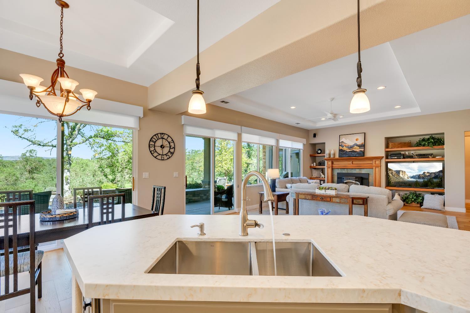 16 Rock Ridge Court