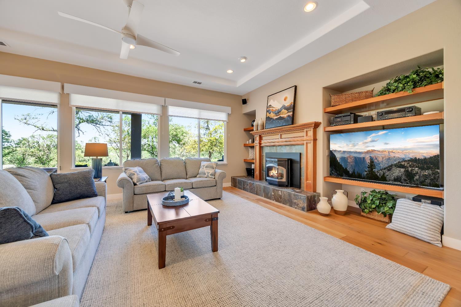 16 Rock Ridge Court