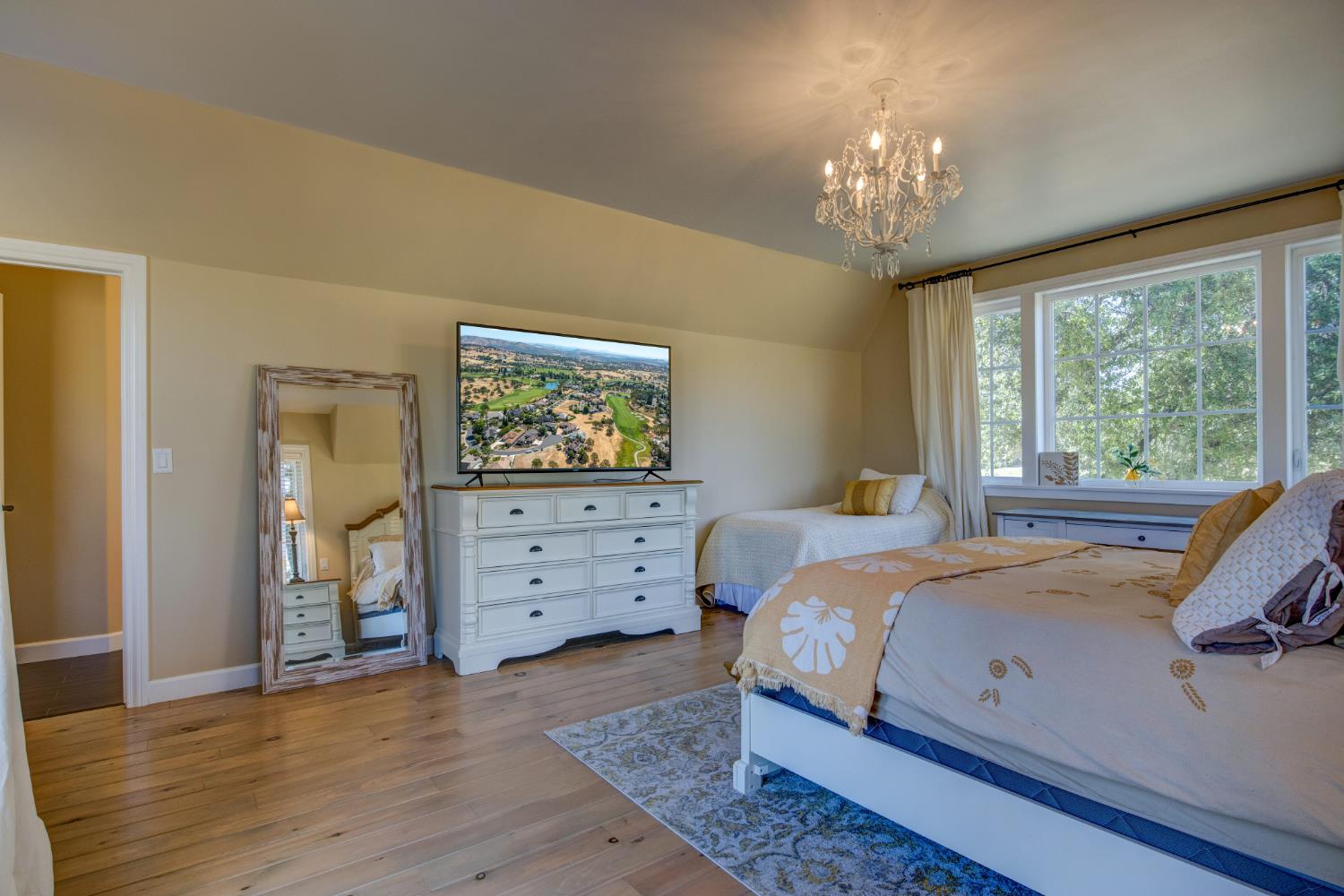168 Blue Oak Court