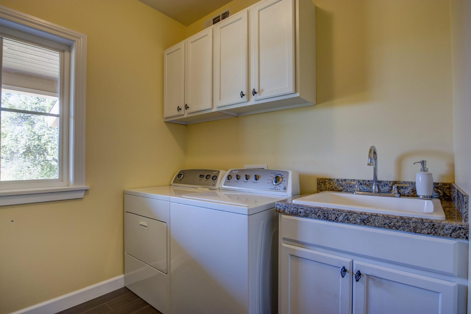 168 Blue Oak Court