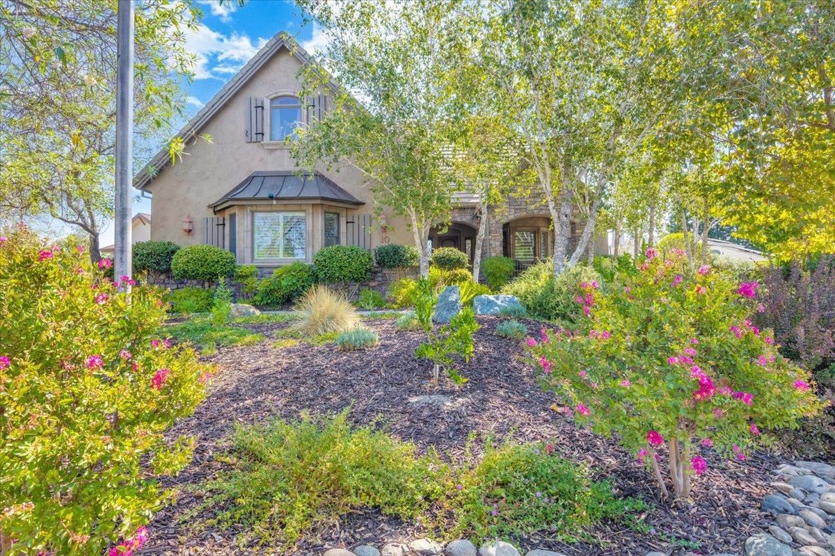10 Grandview Ct Court
