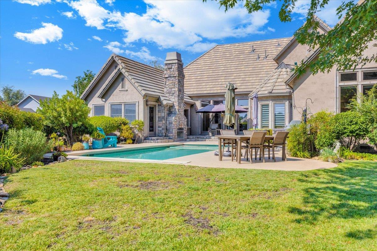 10 Grandview Ct Court