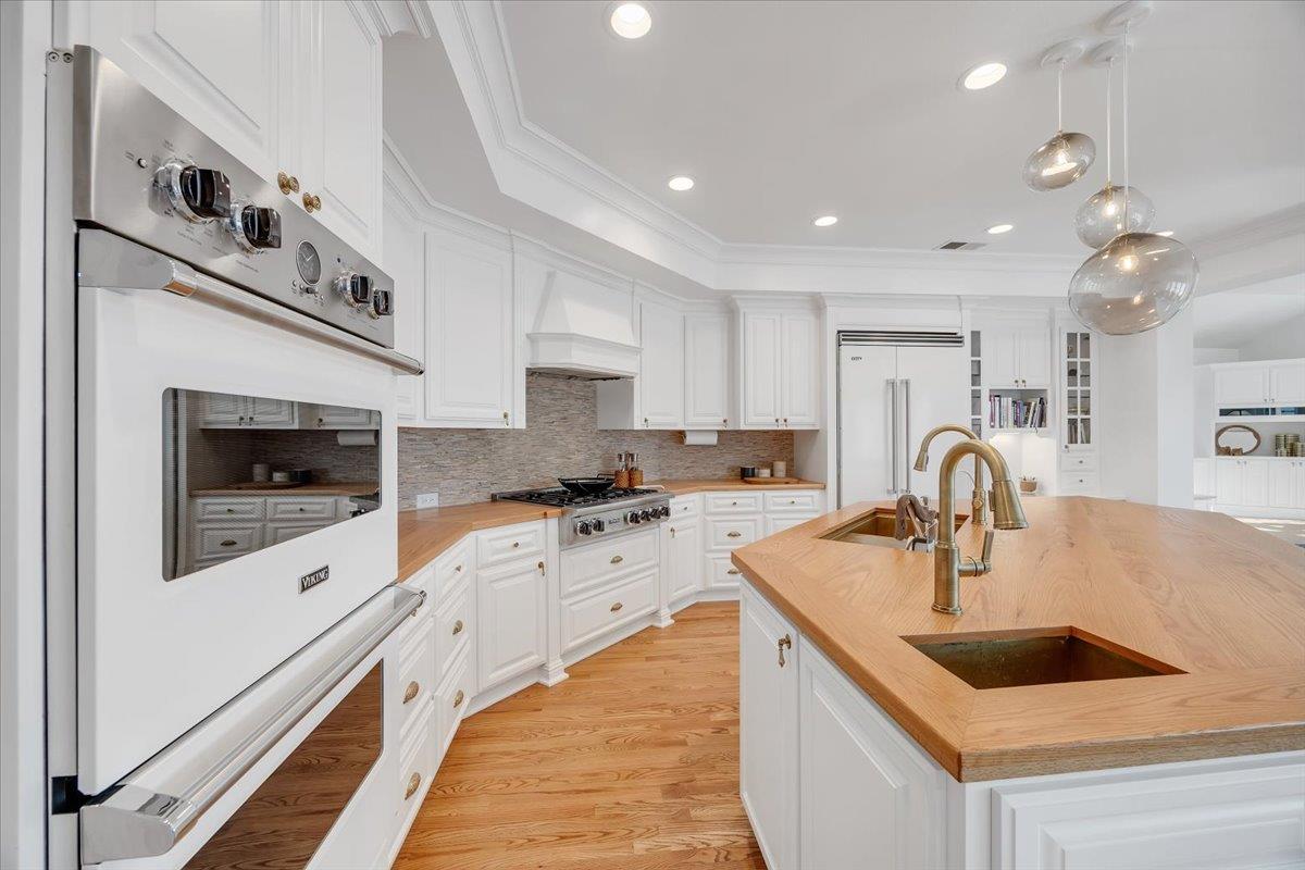 10 Grandview Ct Court