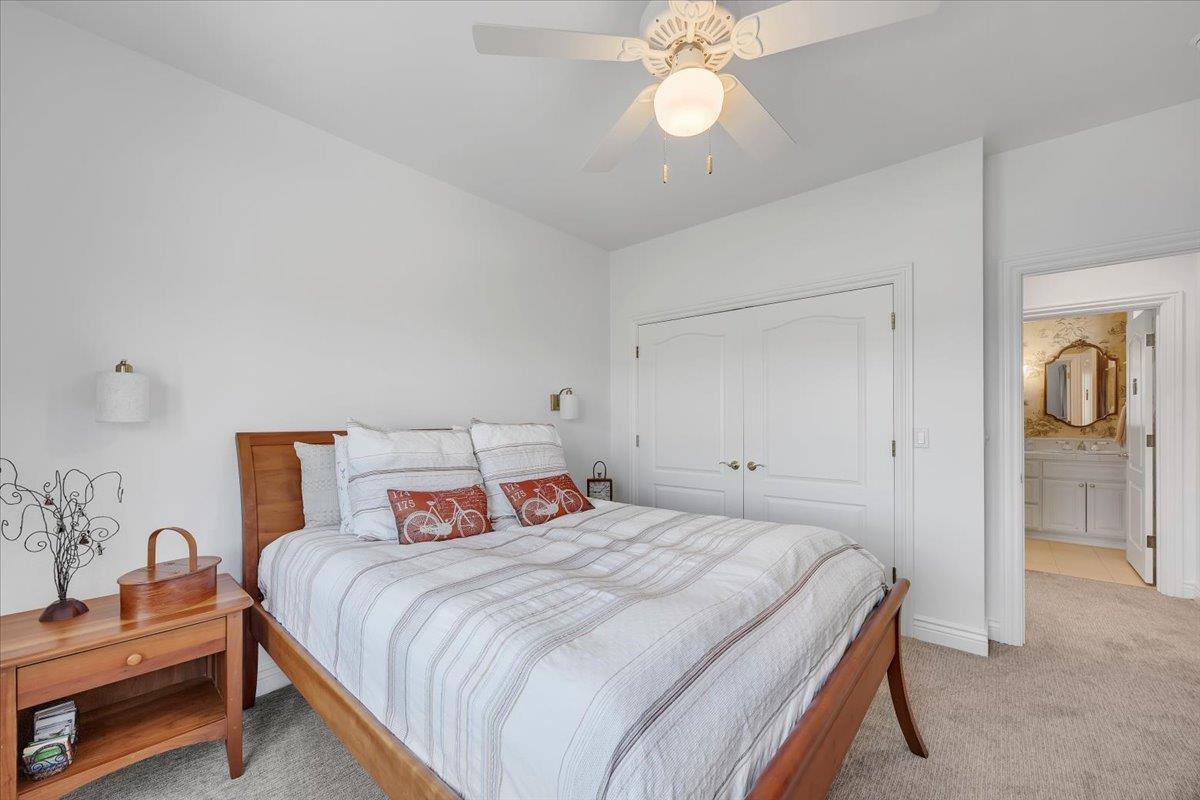 10 Grandview Ct Court