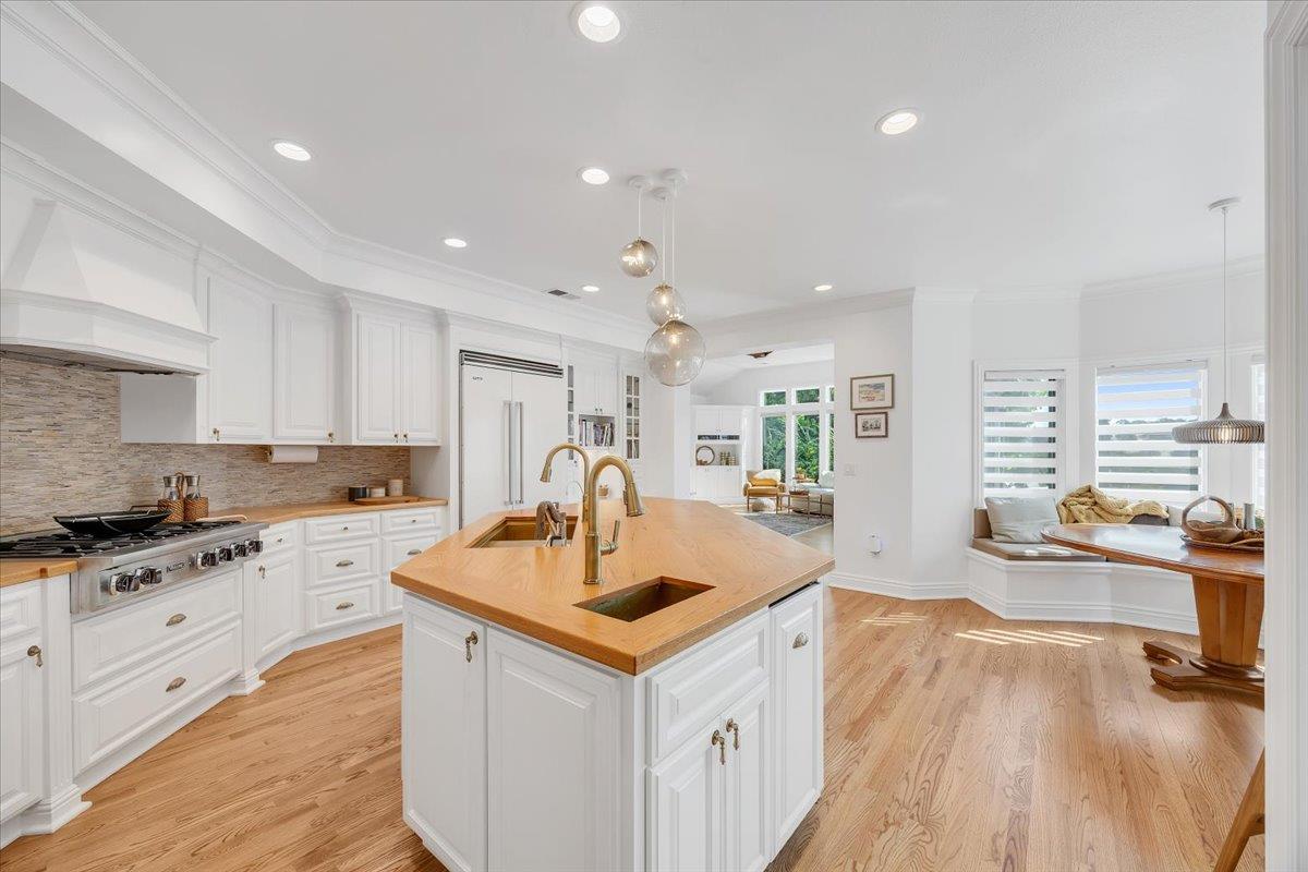 10 Grandview Ct Court