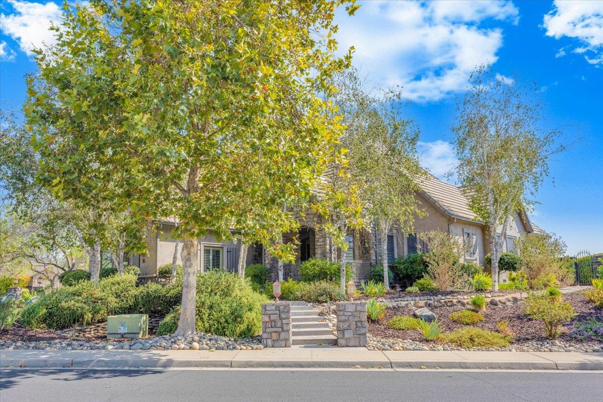 10 Grandview Ct Court