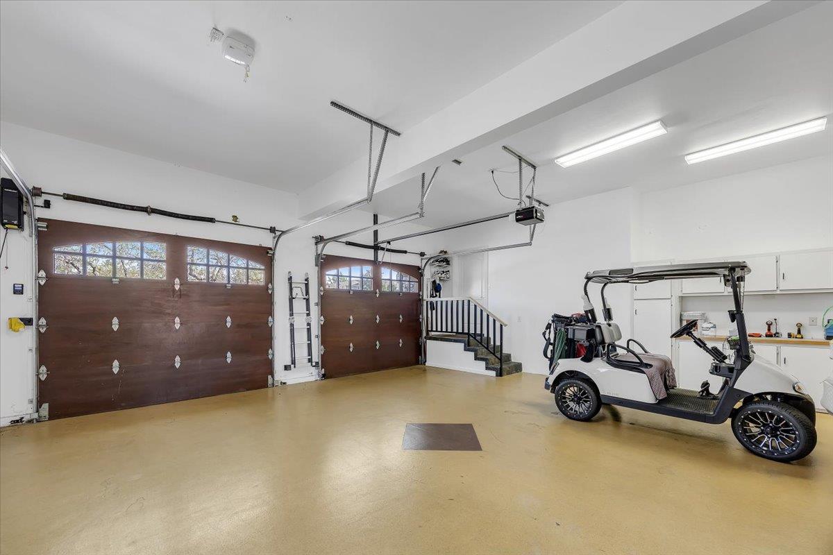 10 Grandview Ct Court
