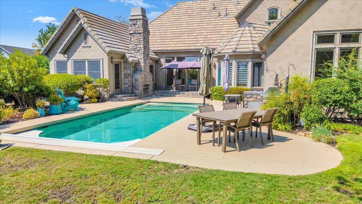 10 Grandview Ct Court