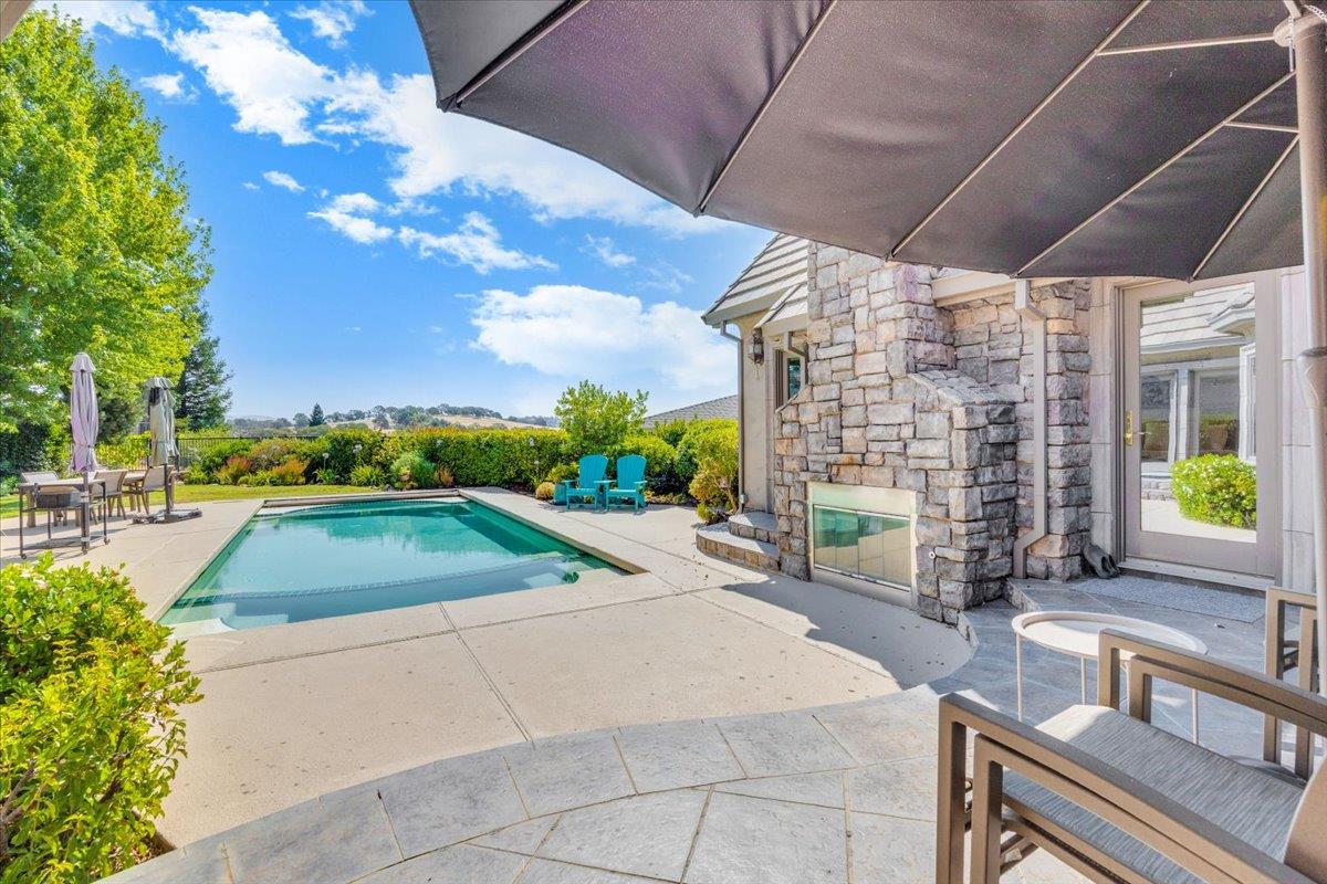 10 Grandview Ct Court
