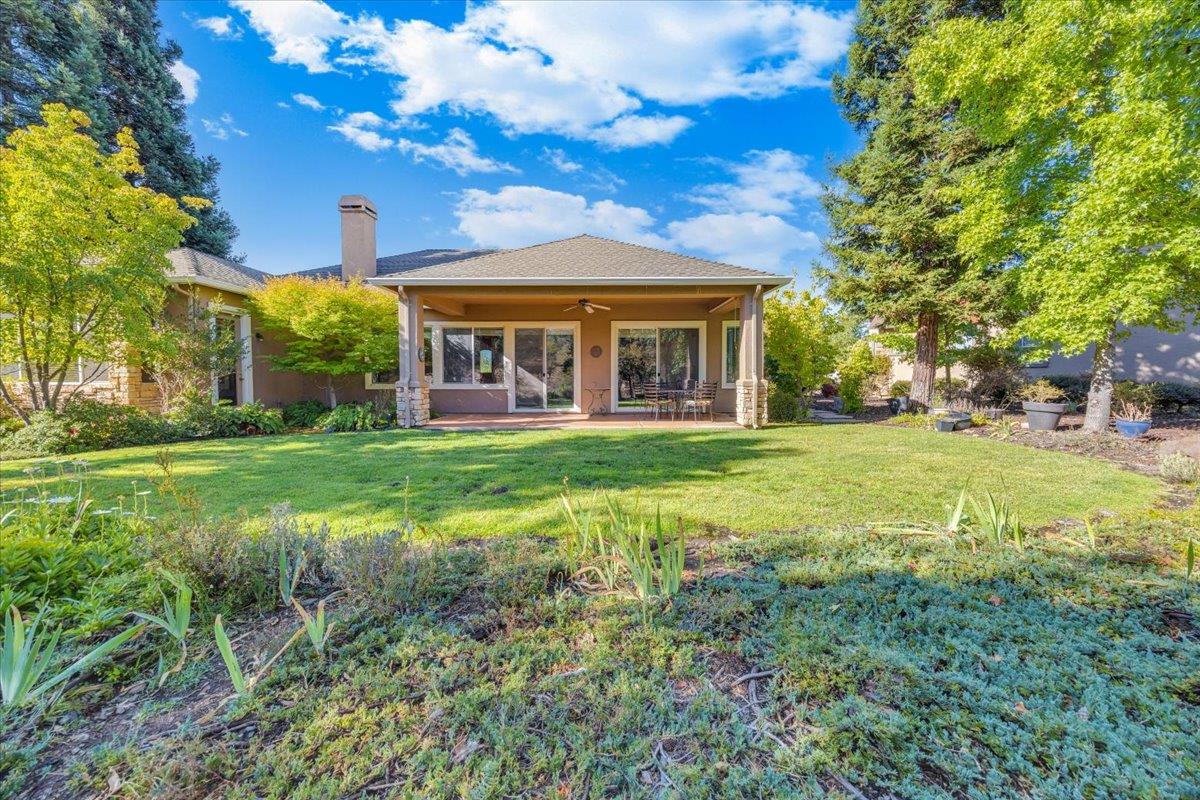 8 Rock Ridge Court