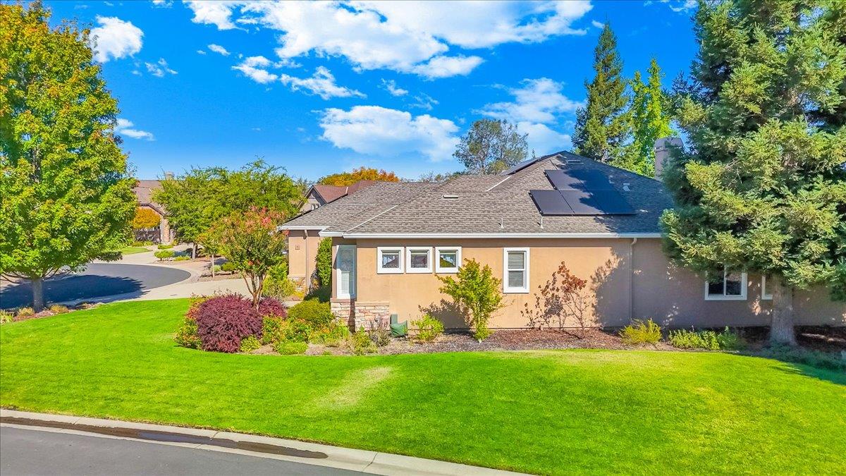 8 Rock Ridge Court