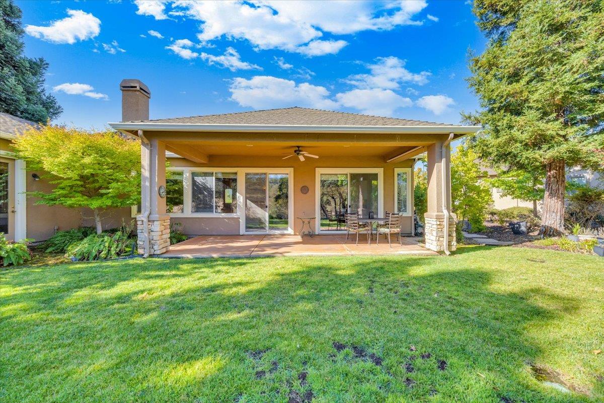 8 Rock Ridge Court