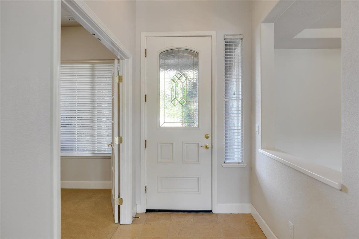 8 Rock Ridge Court