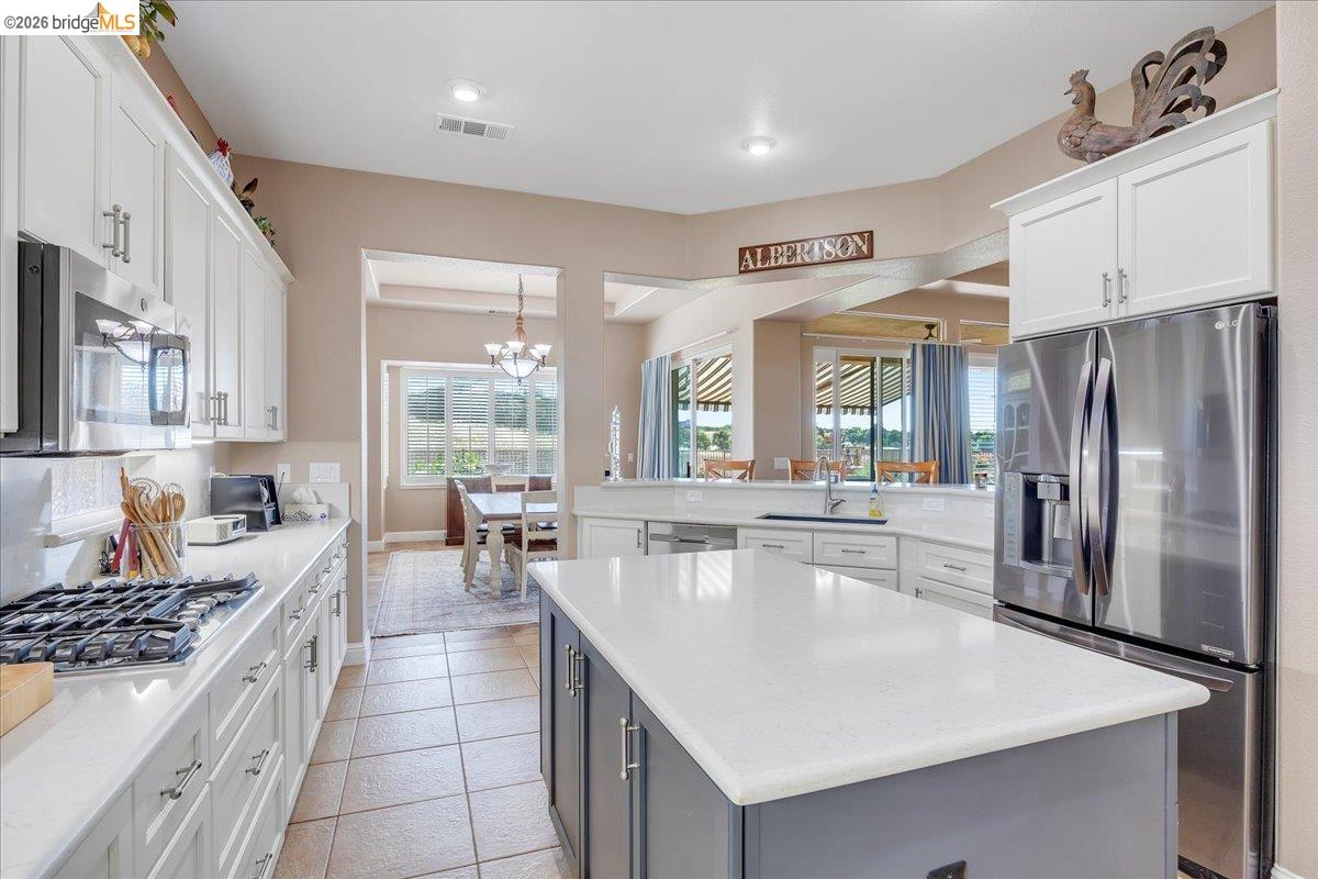 158 Rock Ridge Ln
