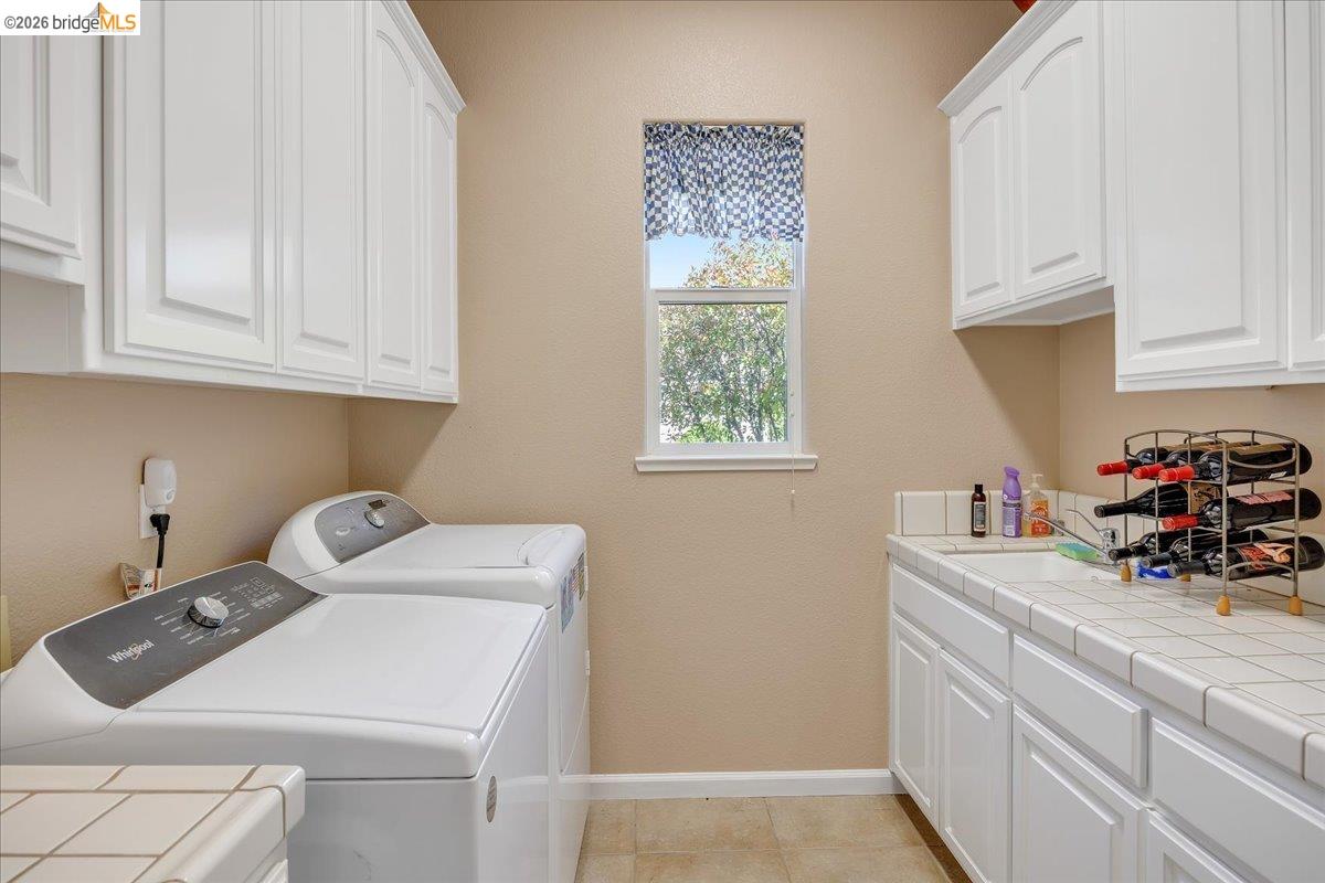 158 Rock Ridge Ln