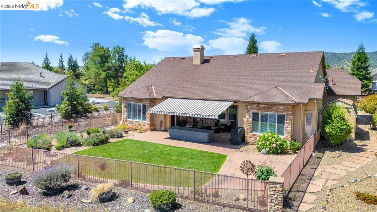 158 Rock Ridge Ln