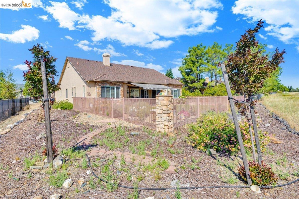 158 Rock Ridge Ln
