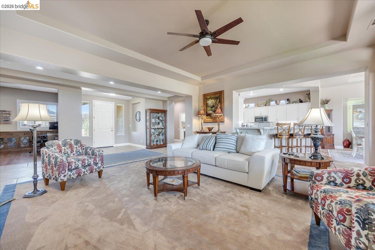 158 Rock Ridge Ln