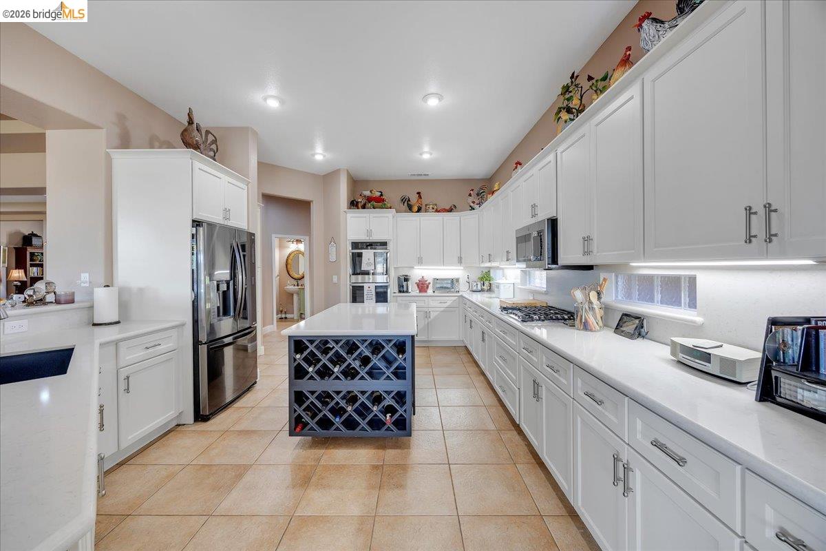158 Rock Ridge Ln