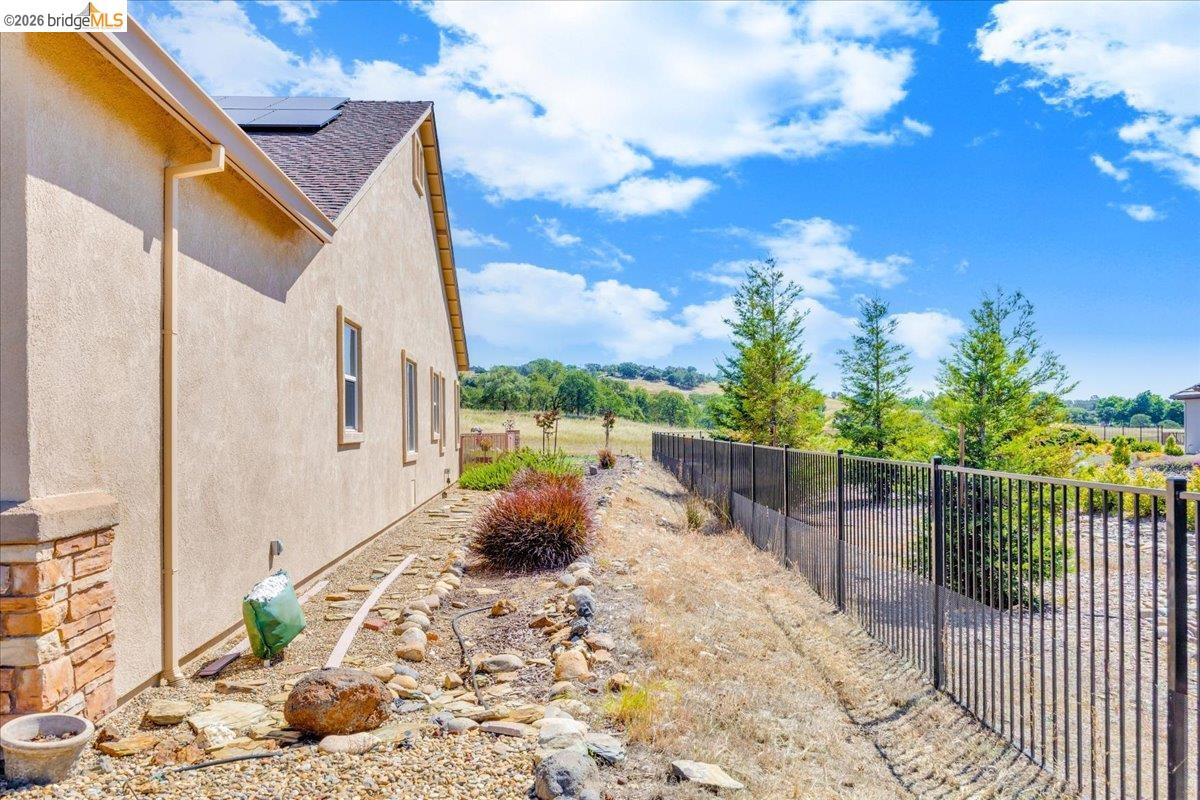 158 Rock Ridge Ln