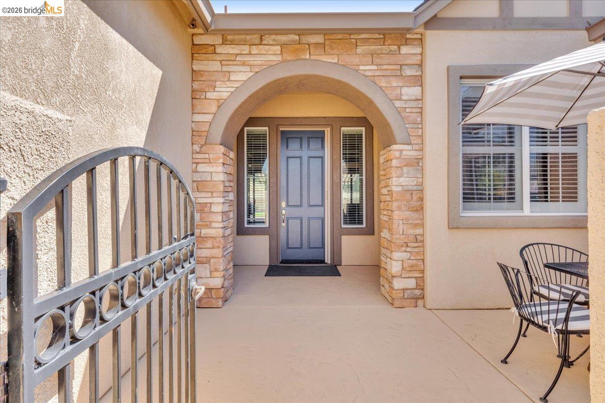 158 Rock Ridge Ln