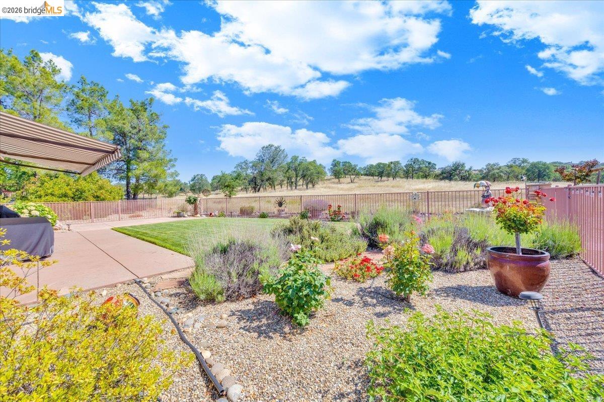 158 Rock Ridge Ln