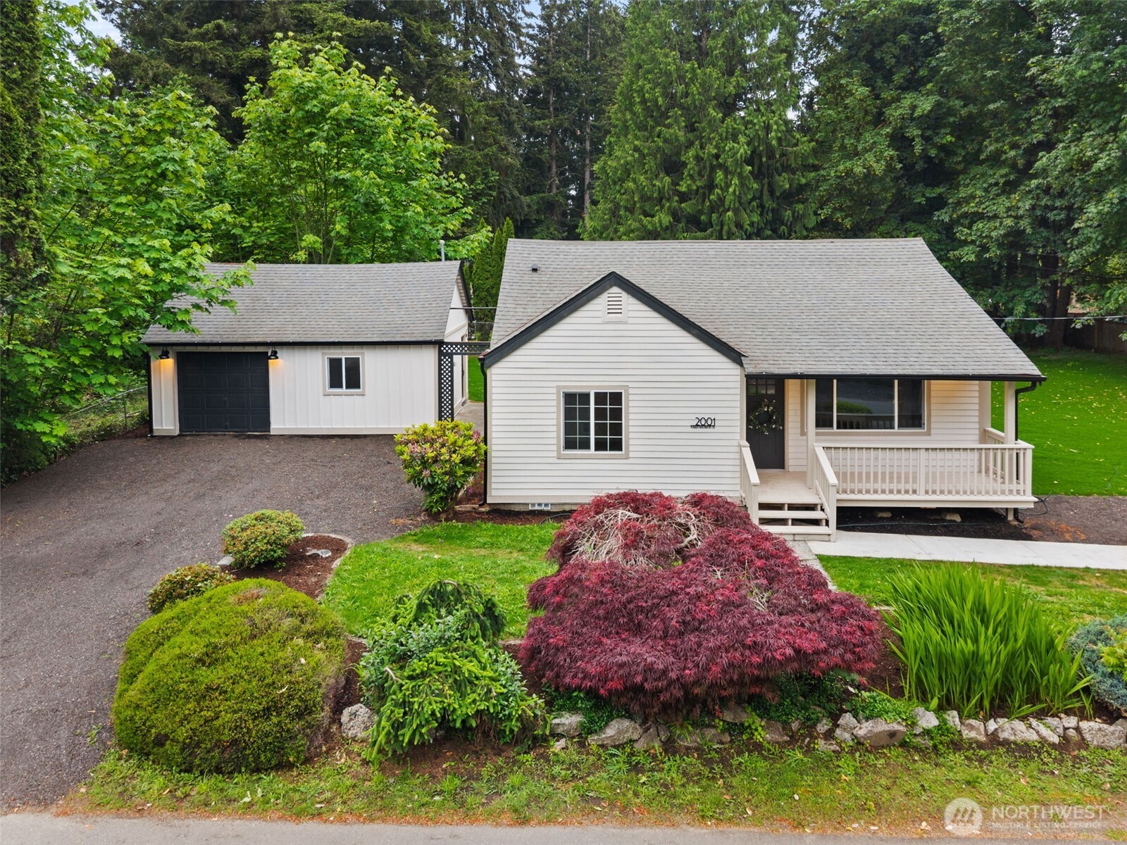 2001 Karen Frazier Road SE