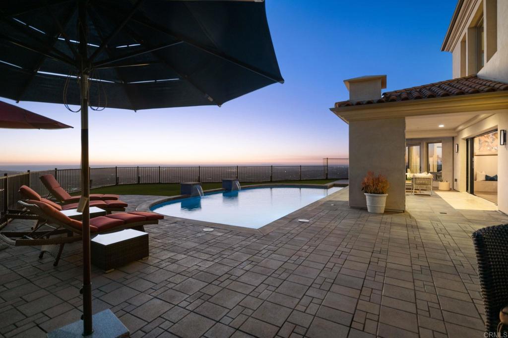 7795 Camino De Arriba