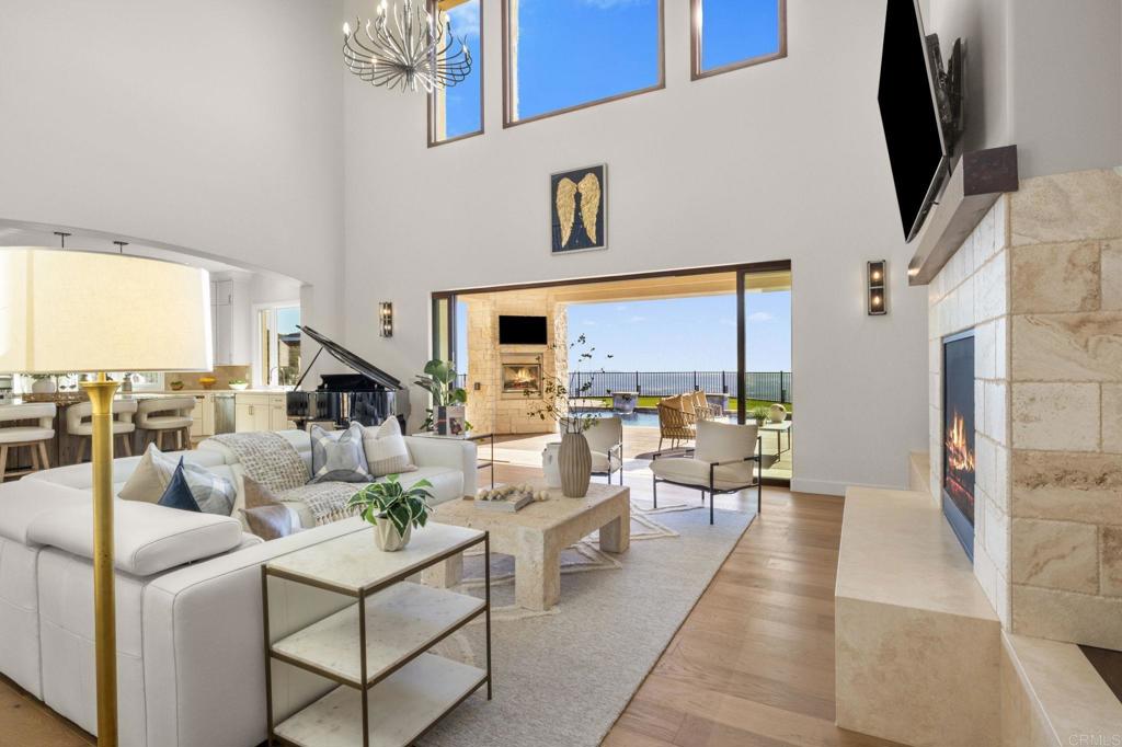 7795 Camino De Arriba