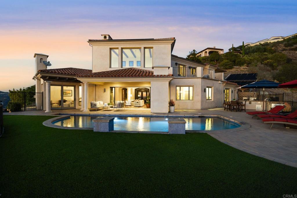 7795 Camino De Arriba