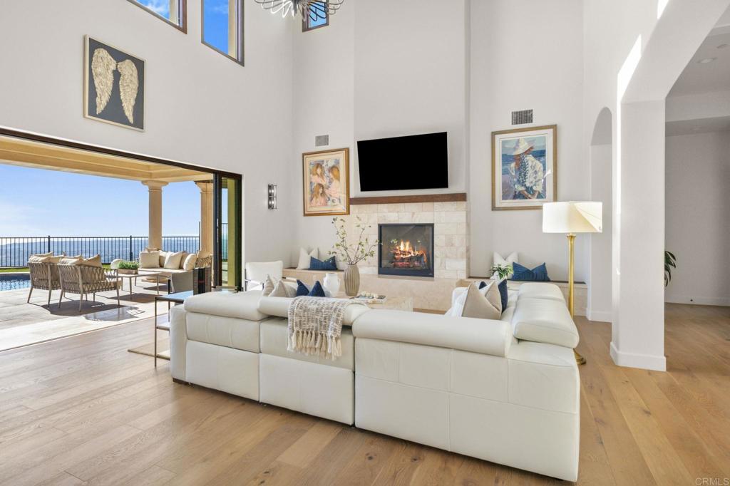 7795 Camino De Arriba