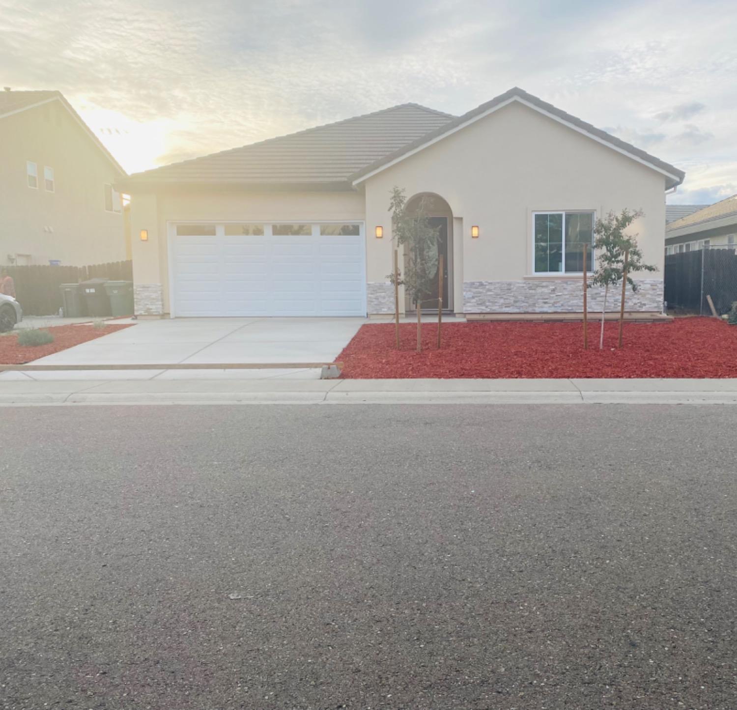 9128 Pebble Field Way