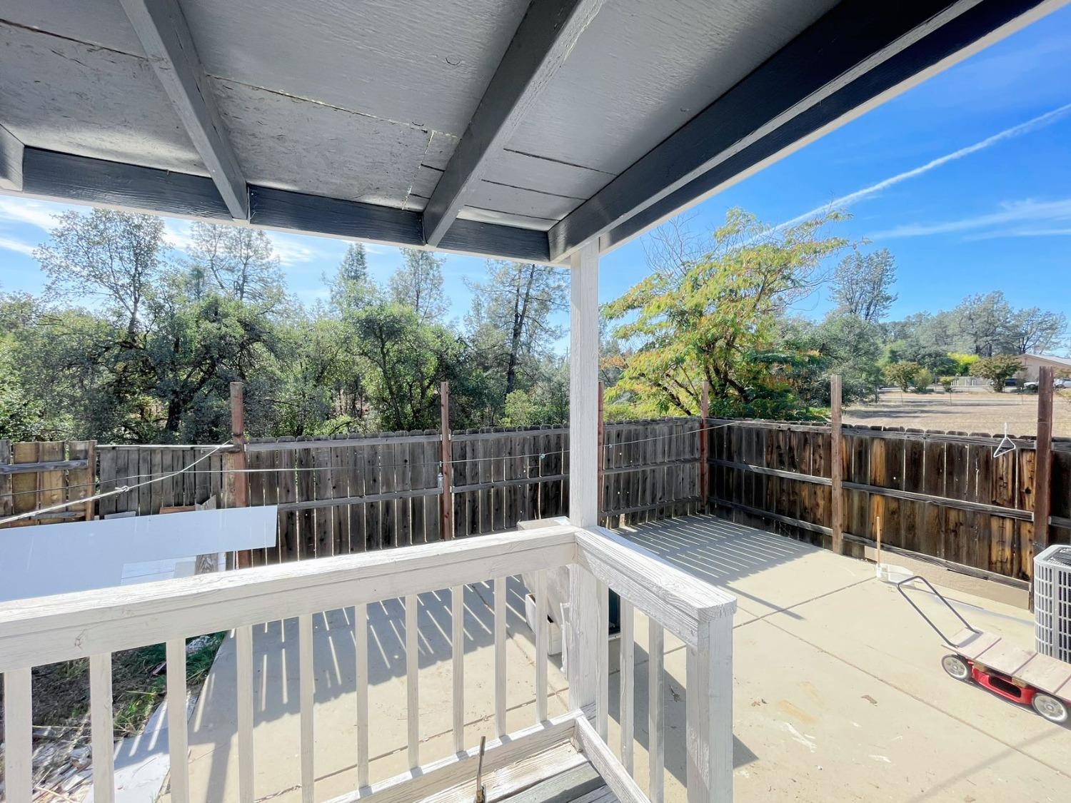 5837 HAPPY VALLEY RD