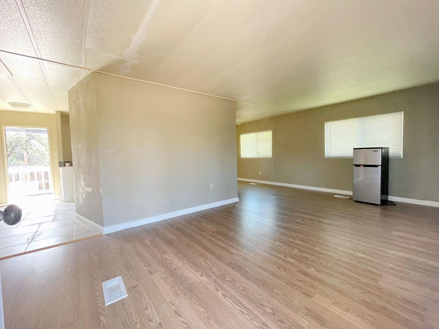 5837 HAPPY VALLEY RD