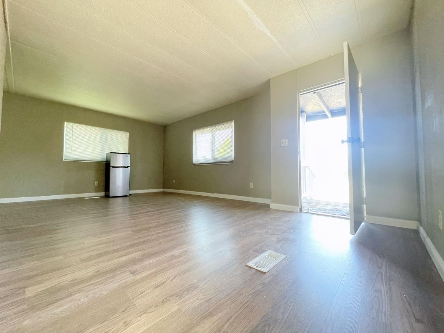 5837 HAPPY VALLEY RD