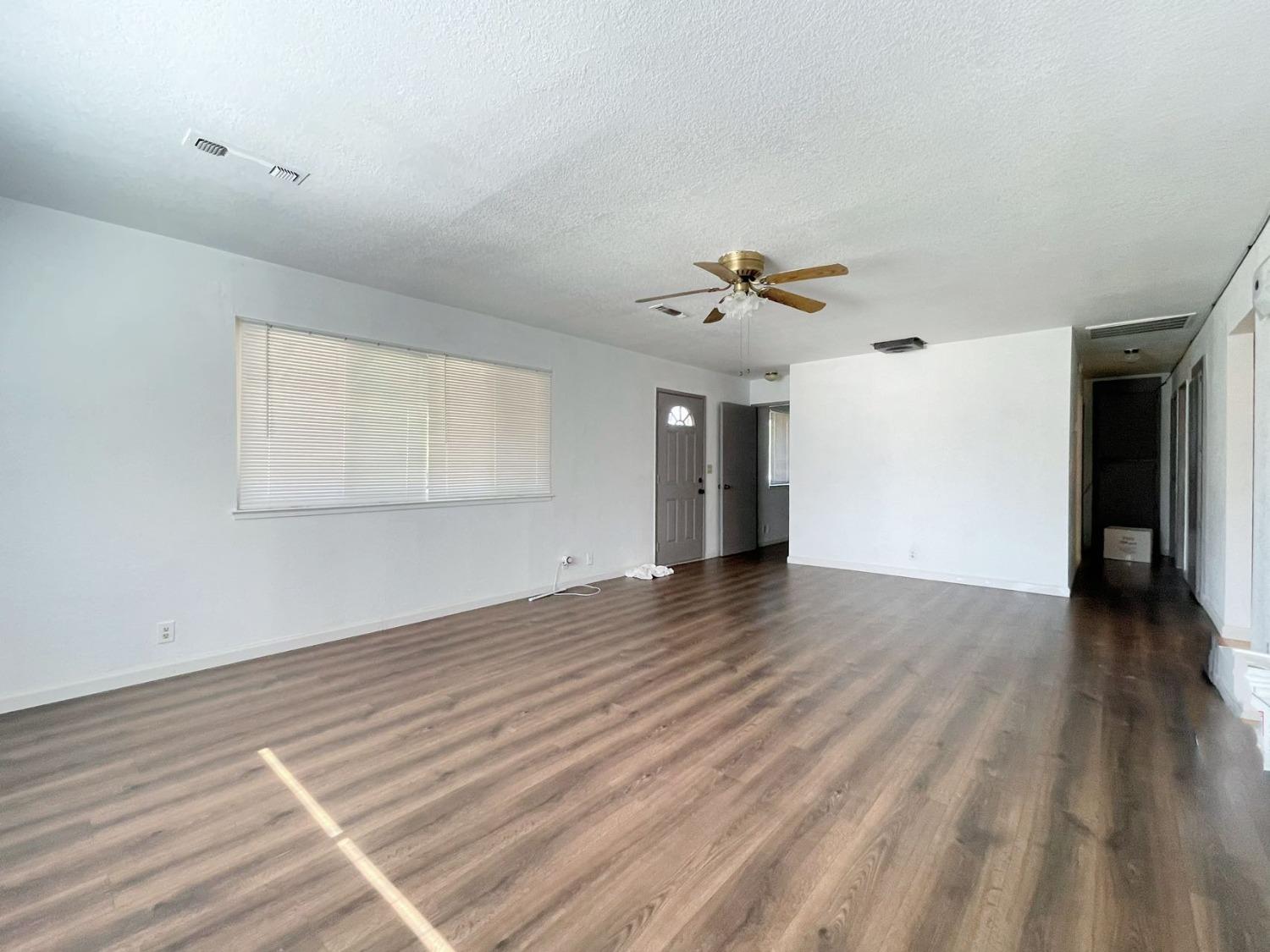 5837 HAPPY VALLEY RD