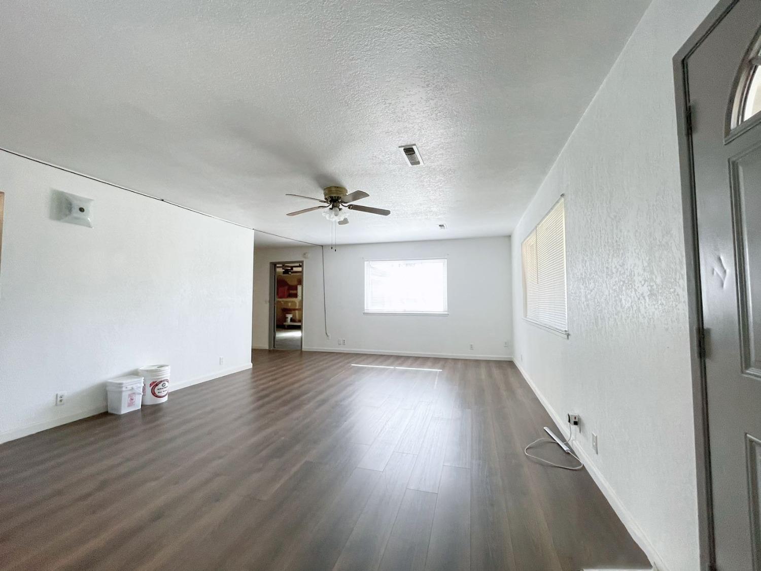 5837 HAPPY VALLEY RD