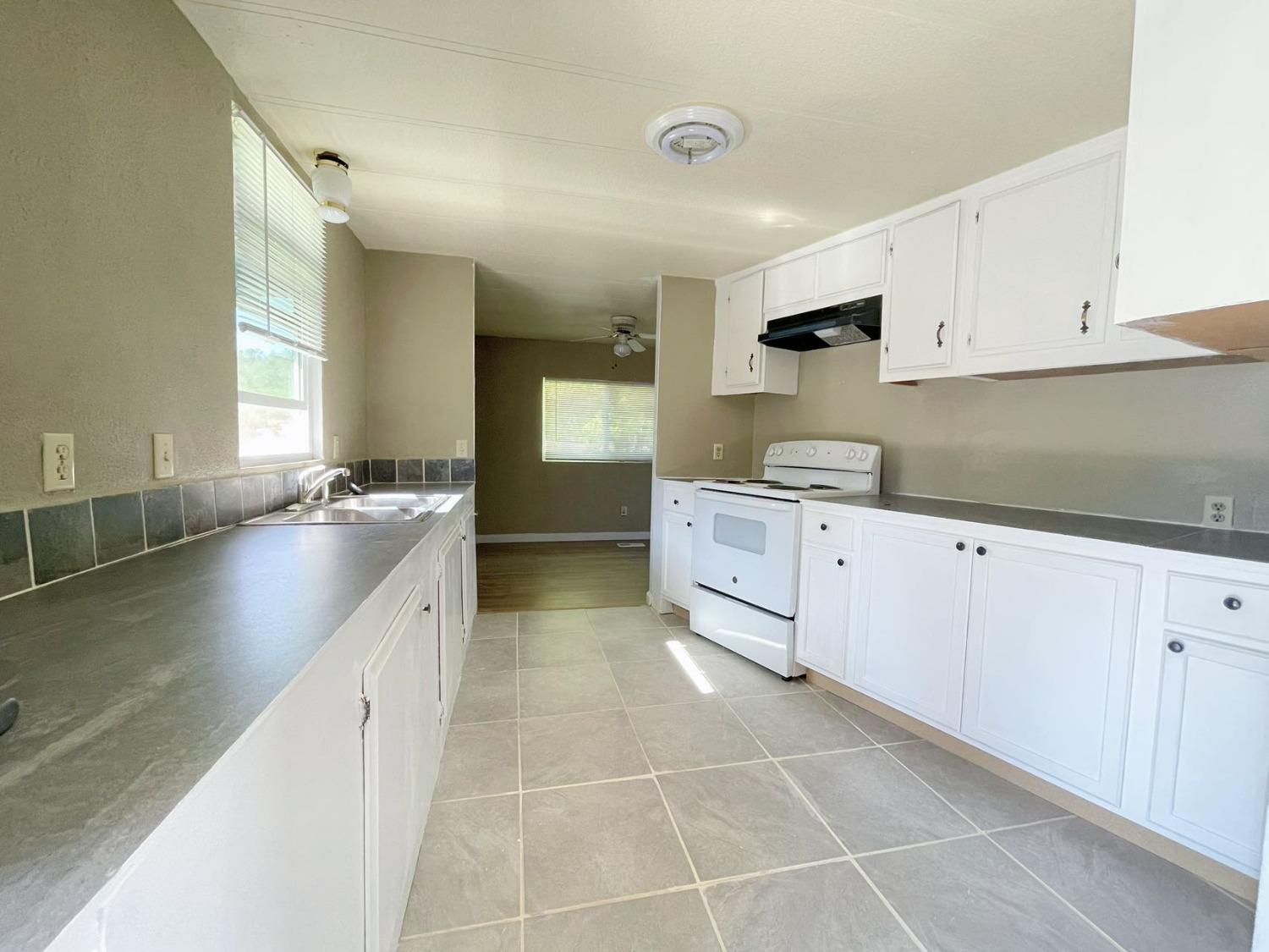 5837 HAPPY VALLEY RD