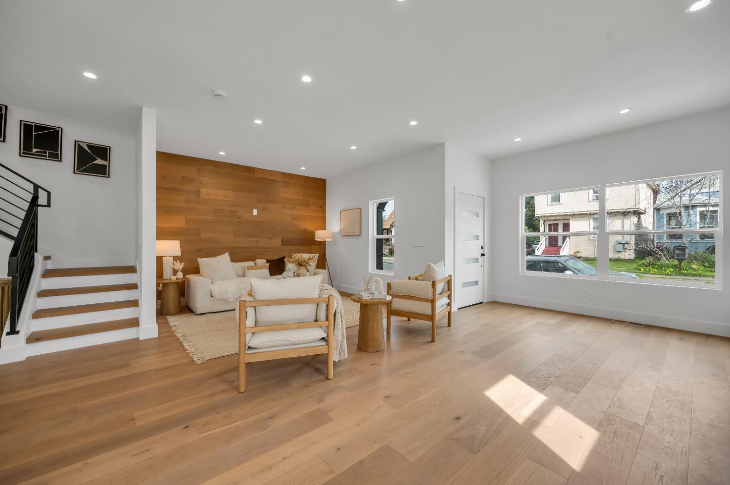 1543 Sherman Street