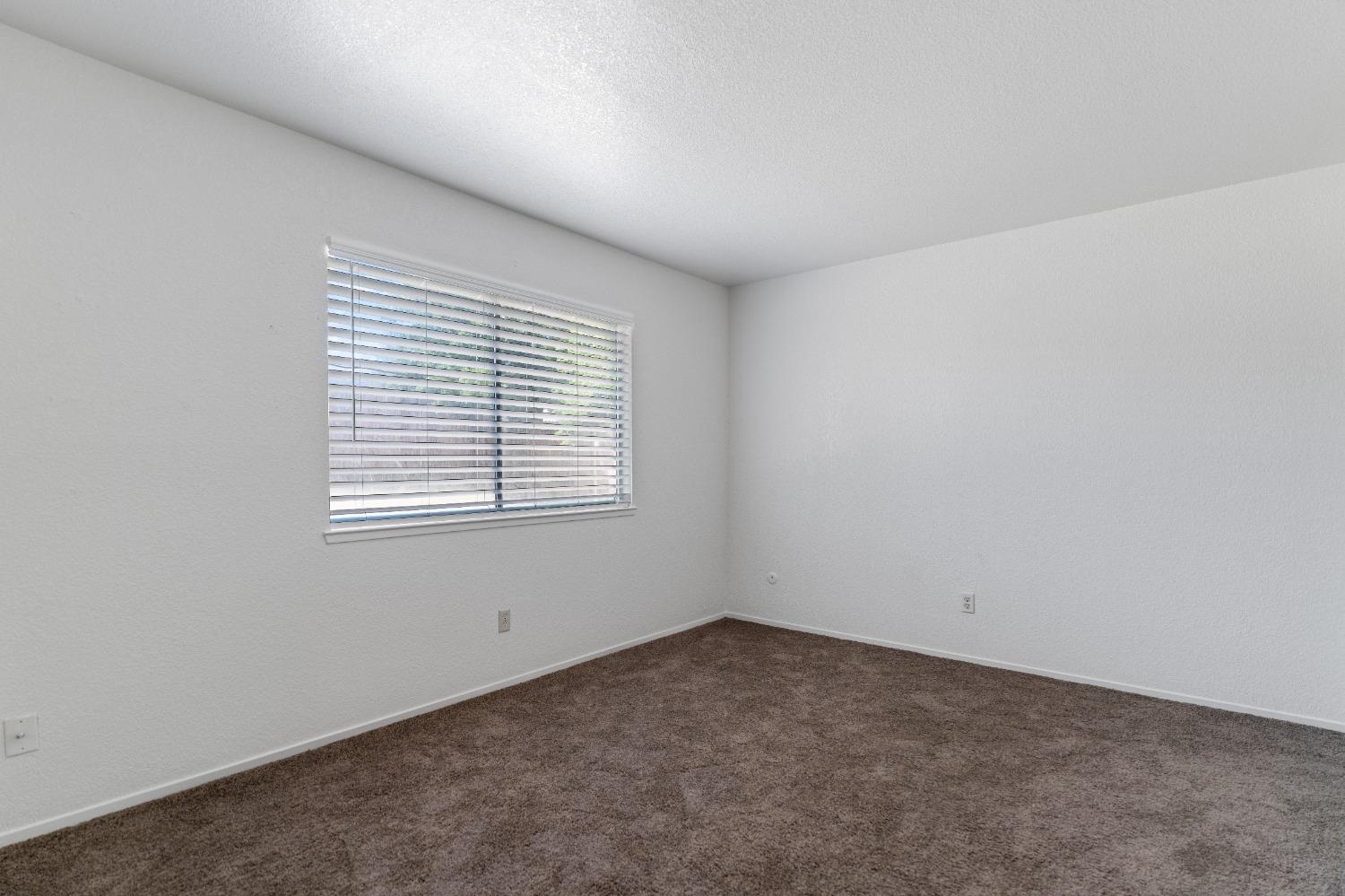 670 Turnstone Drive