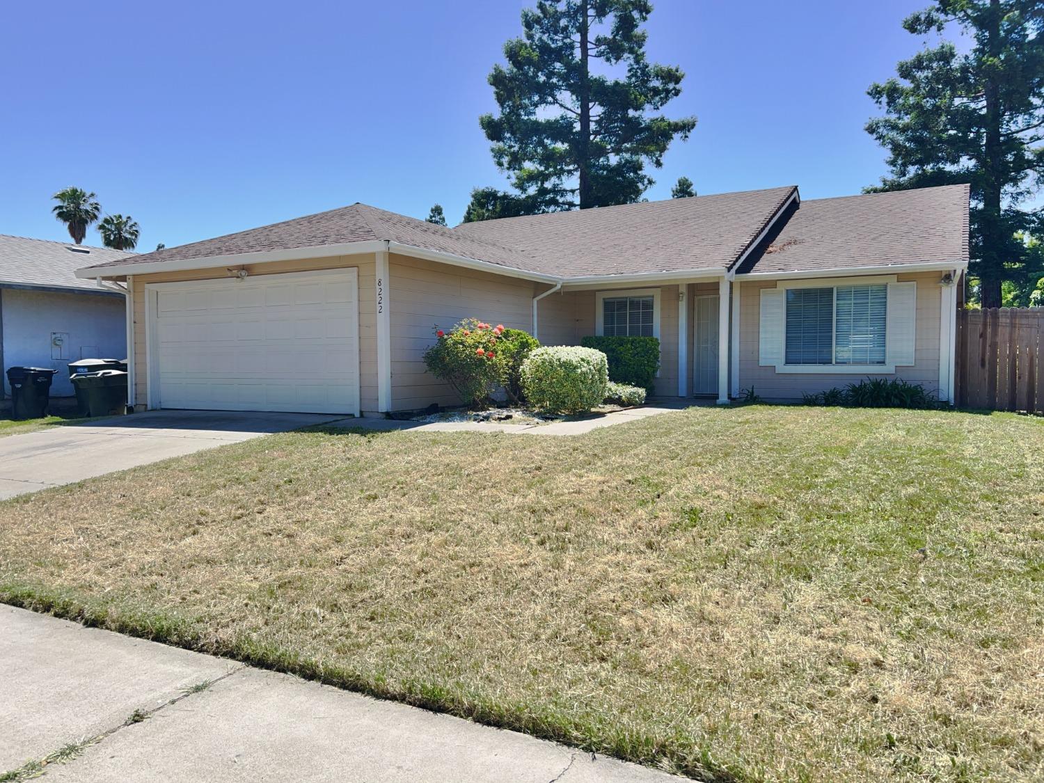 8222 Visalia Way