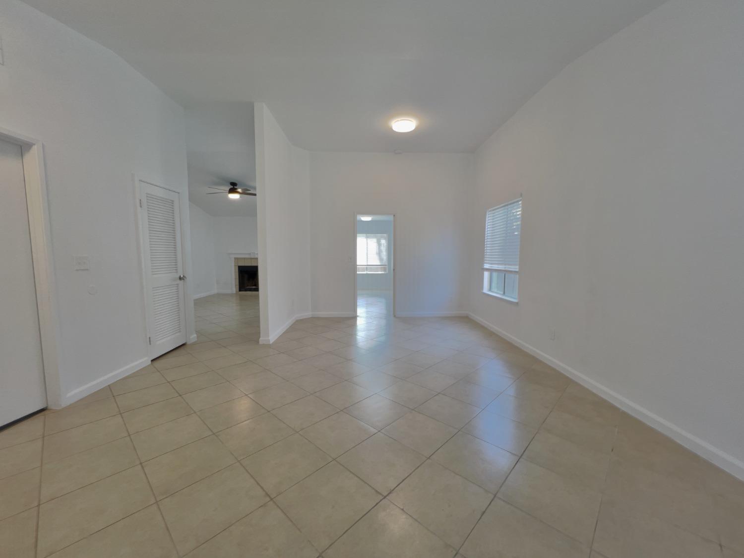 8222 Visalia Way