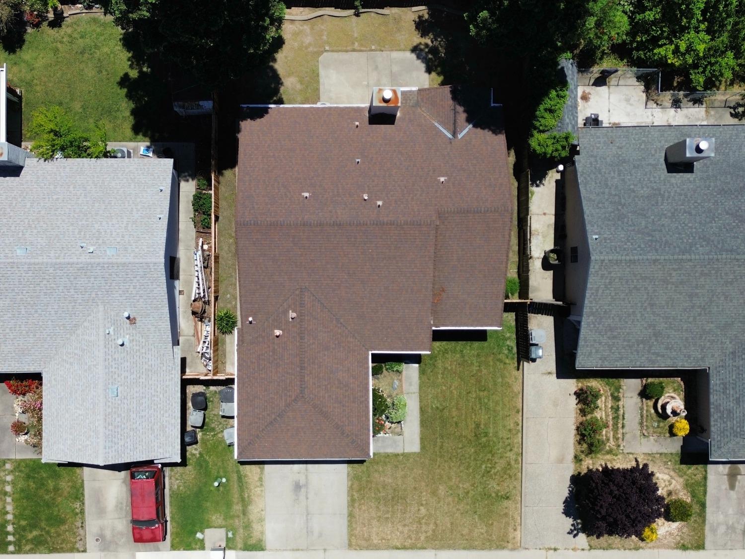 8222 Visalia Way