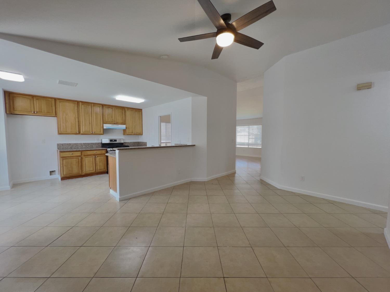 8222 Visalia Way