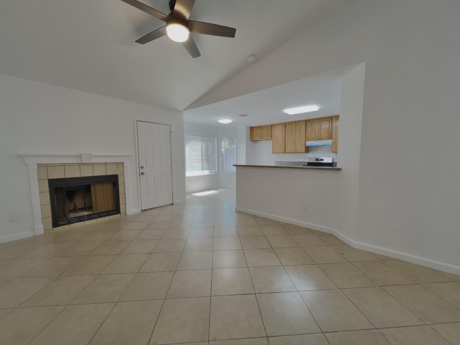8222 Visalia Way